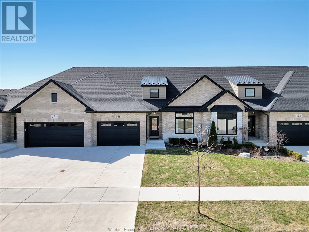 Property at 205 LIVINGSTONE image 2