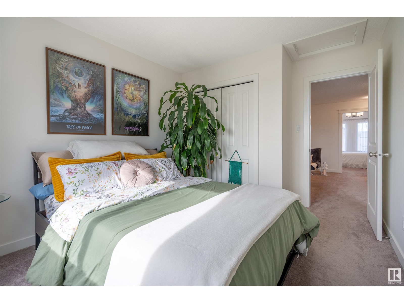2066 Graydon Hill Cr Sw, Edmonton, Alberta  T6W 2W9 - Photo 11 - E4447040