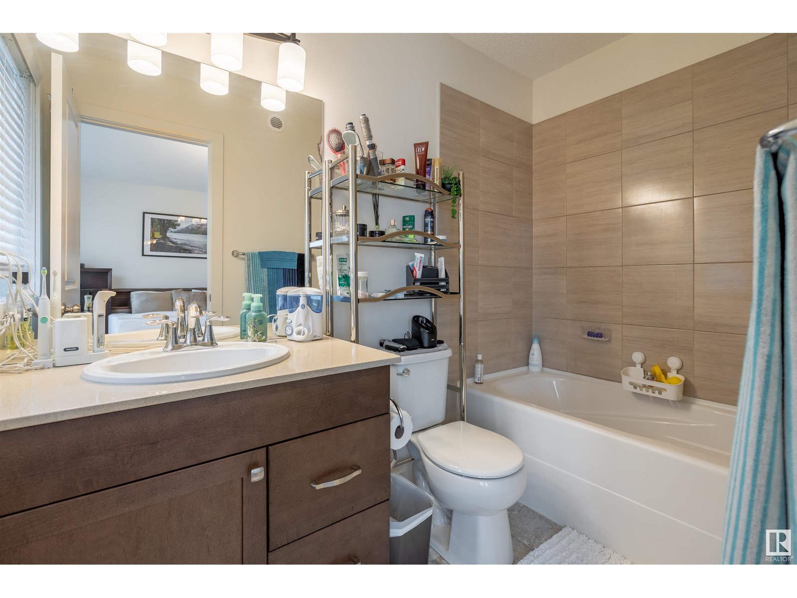 2066 Graydon Hill Cr Sw, Edmonton, Alberta  T6W 2W9 - Photo 9 - E4447040