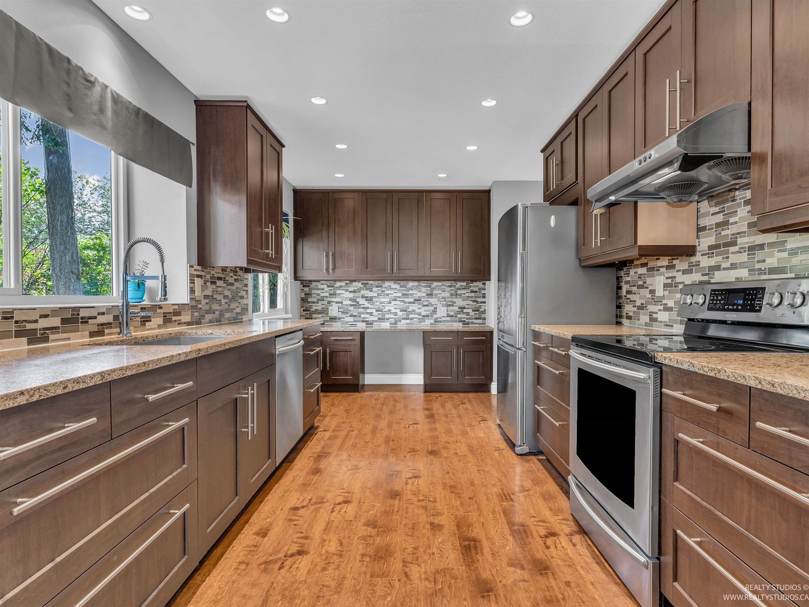 Property at 12966 61B AVENUE image 4