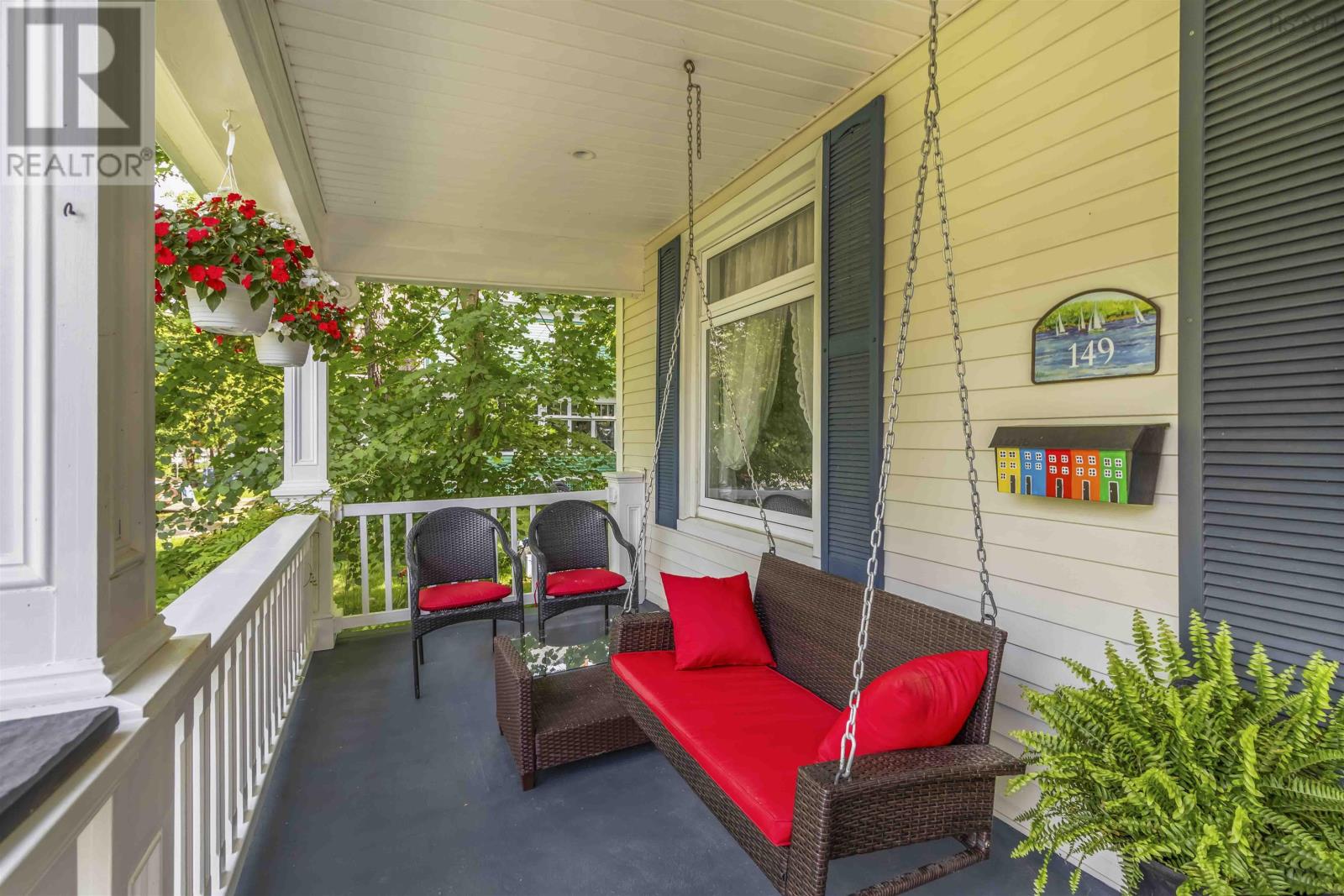 Property at 149 Queen Street image 2