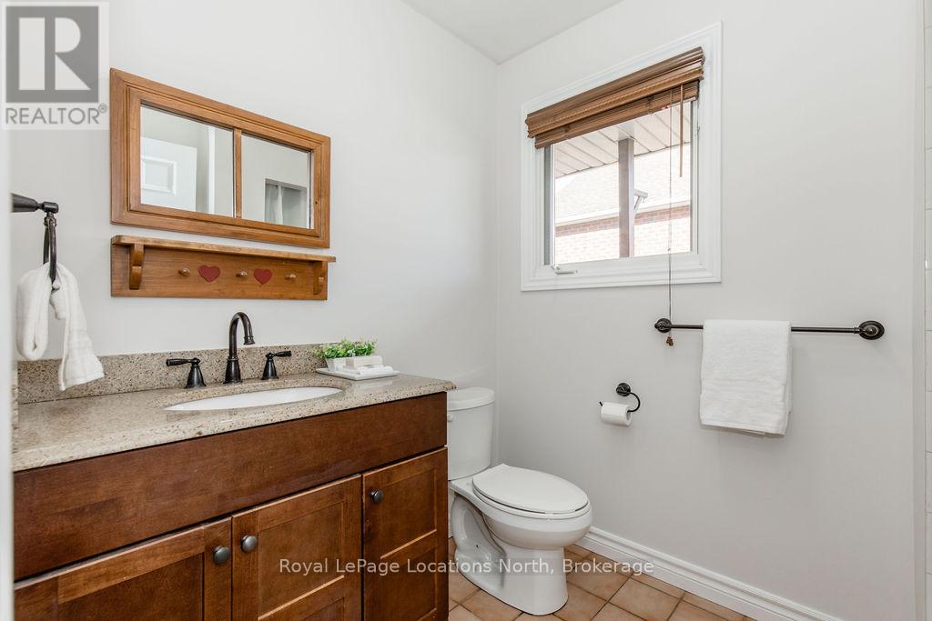 3580 Linda Street, Innisfil, Ontario  L9S 2L2 - Photo 15 - N12277480
