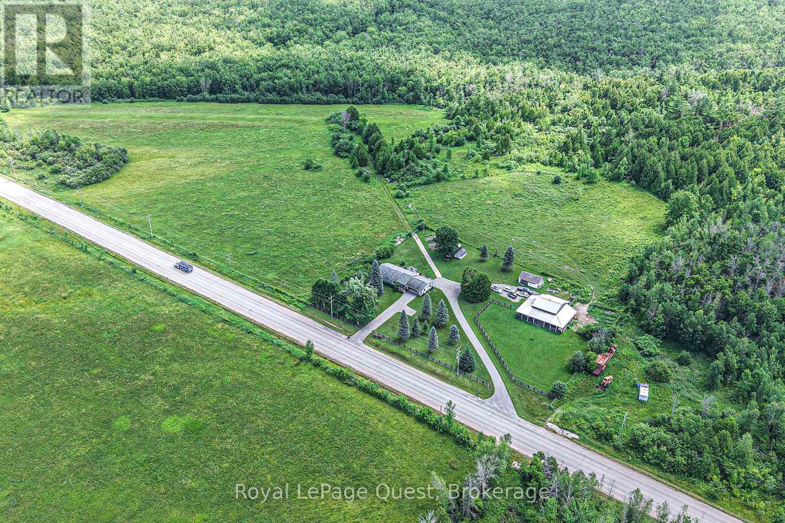 3891 Monck Road, Ramara, Ontario  L3V 0P6 - Photo 3 - S12277416