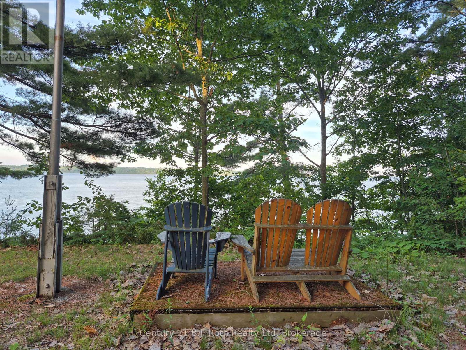 1379 Champlain Road, Tiny, Ontario  L9M 0C1 - Photo 1 - S12277434
