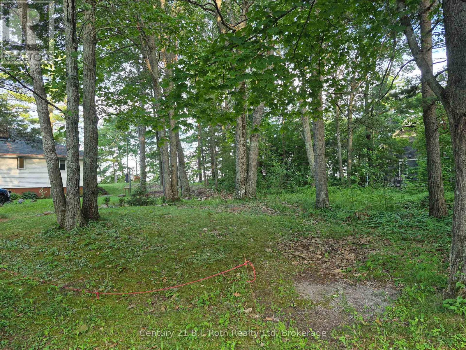 1379 Champlain Road, Tiny, Ontario  L9M 0C1 - Photo 4 - S12277434