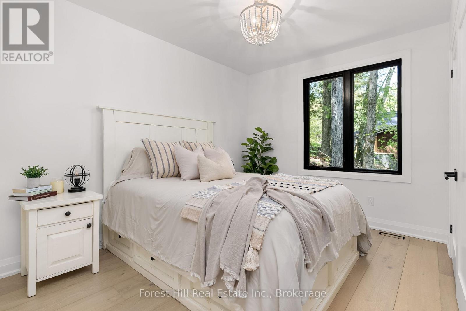 1017 White Pine Road, Lake Of Bays, Ontario  P1H 2J3 - Photo 41 - X12277461