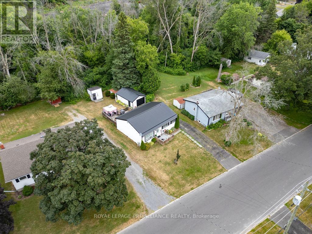 Property at 48 KIDD AVENUE image 2