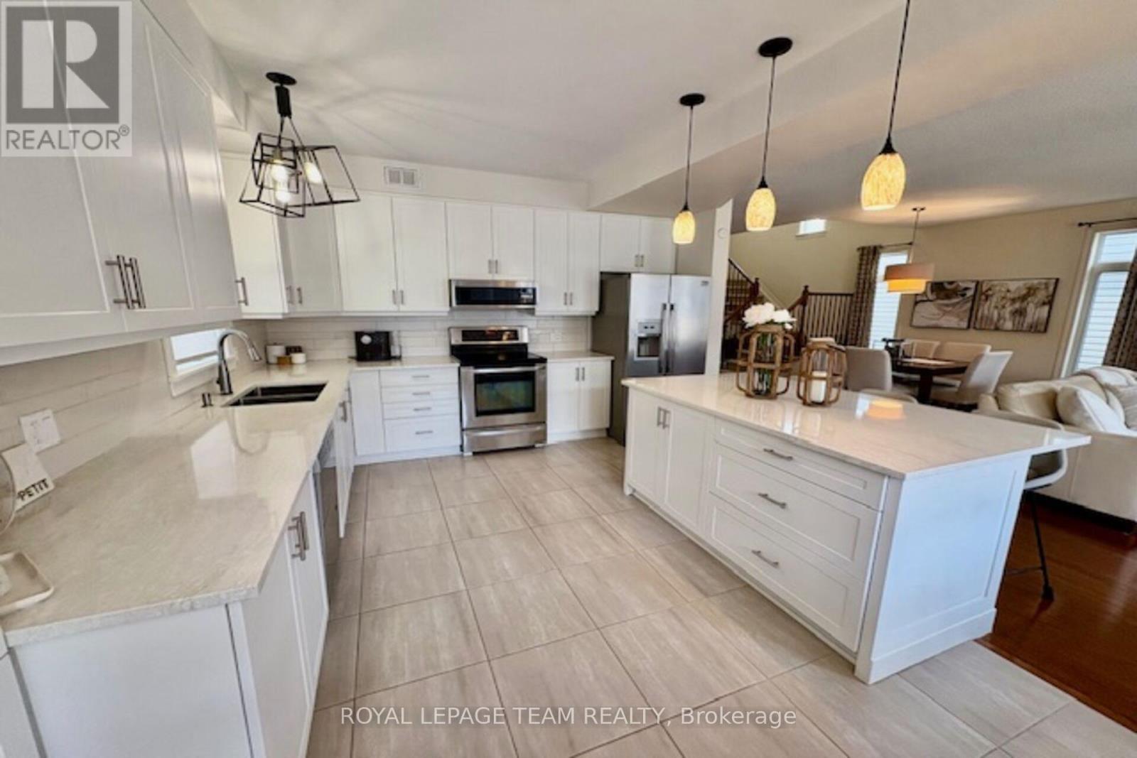 2613 Half Moon Bay Road, Ottawa, Ontario  K2J 0Z1 - Photo 18 - X12277406