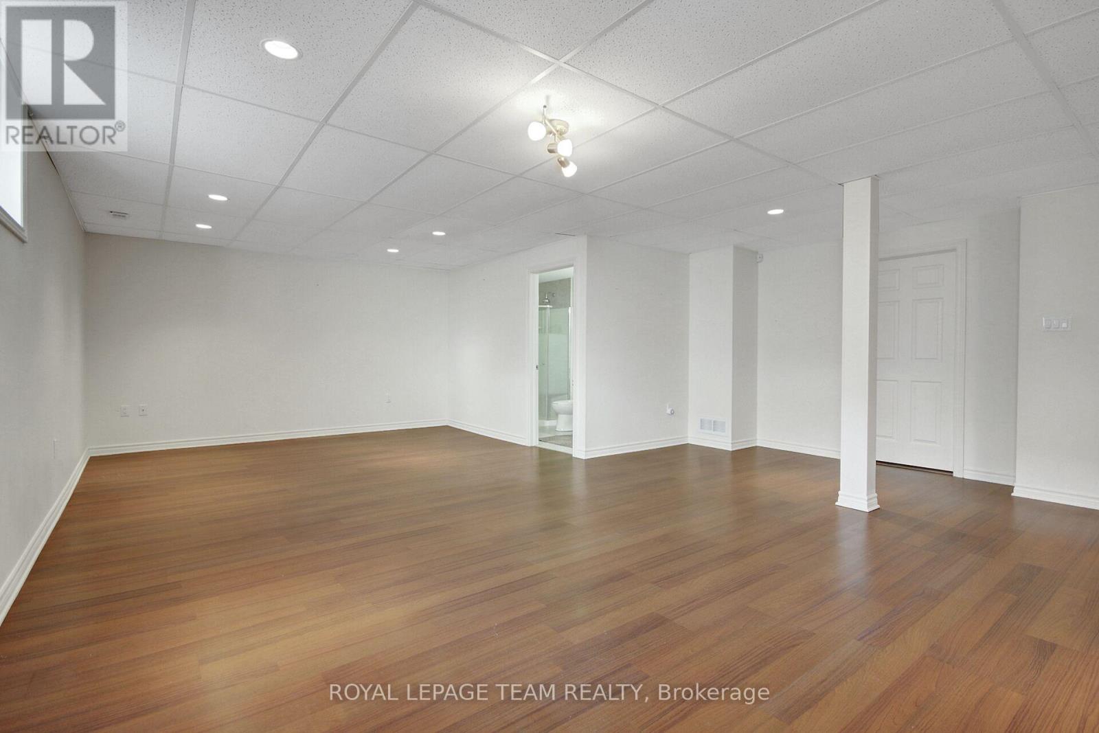 2613 Half Moon Bay Road, Ottawa, Ontario  K2J 0Z1 - Photo 46 - X12277406