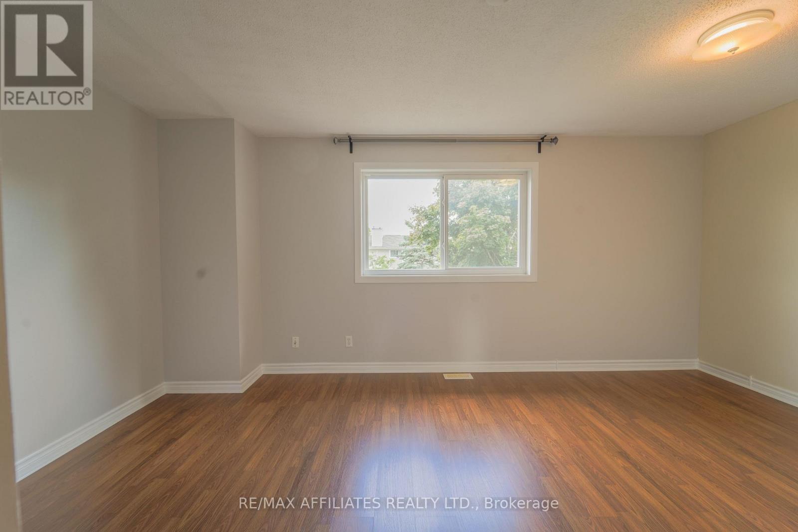 65 - 47 Mcdermot Court, Ottawa, Ontario  K2L 3V5 - Photo 18 - X12277414