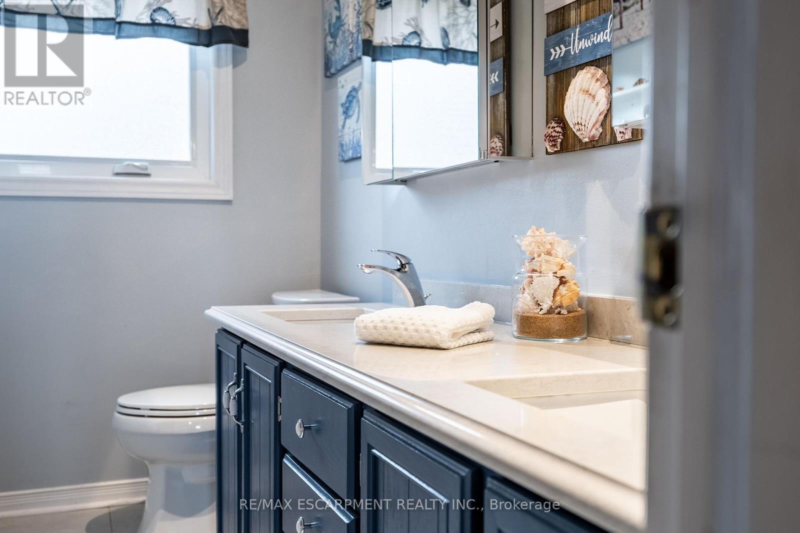 24 Vance Crescent, Hamilton, Ontario  L8B 0B7 - Photo 33 - X12277335