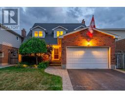 24 VANCE CRESCENT, Hamilton, Ontario