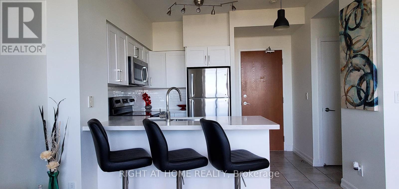 2502 - 219 FORT YORK BOULEVARD, Toronto, Ontario