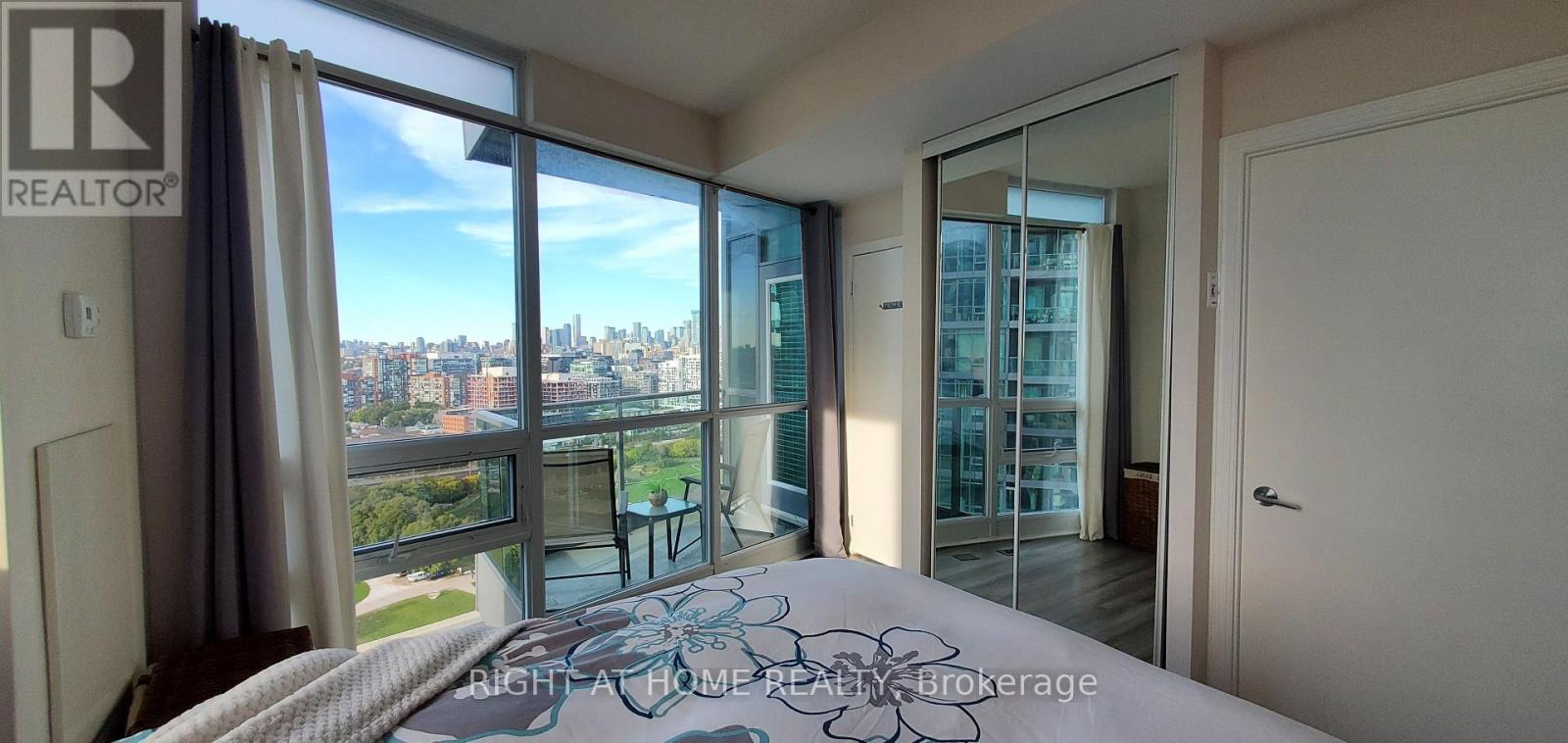 2502 - 219 Fort York Boulevard, Toronto (Waterfront Communities), Ontario  M5V 1B1 - Photo 13 - C12277430