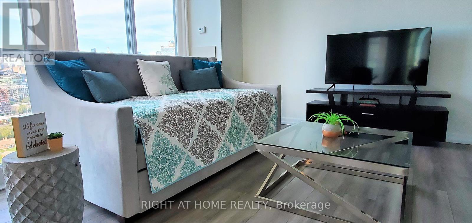 2502 - 219 Fort York Boulevard, Toronto (Waterfront Communities), Ontario  M5V 1B1 - Photo 6 - C12277430