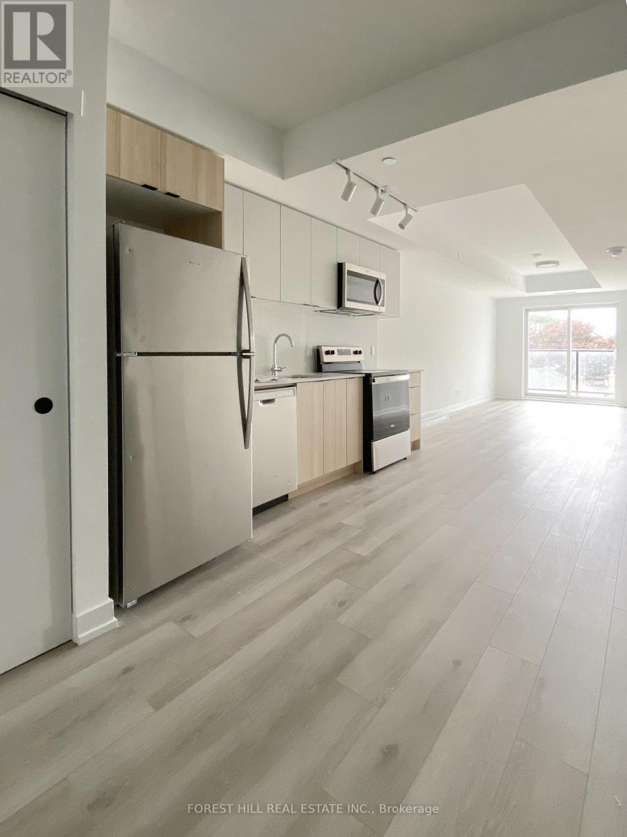 409 - 2000 Bathurst Street, Toronto, Ontario  M5P 0A7 - Photo 2 - C12277506