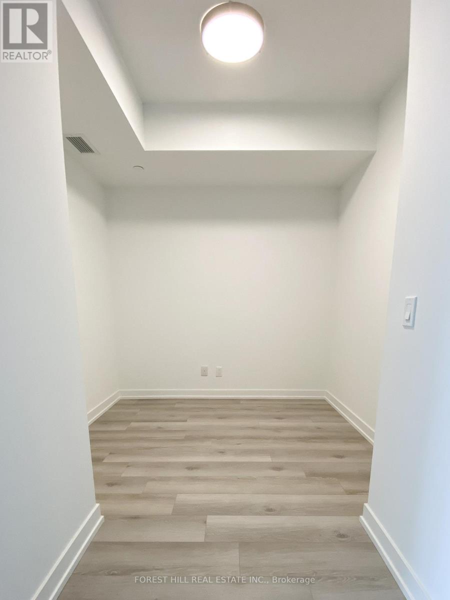 409 - 2000 Bathurst Street, Toronto, Ontario  M5P 0A7 - Photo 4 - C12277506