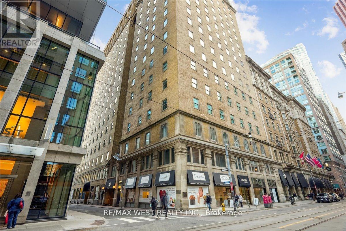 545 - 22 LEADER LANE, Toronto, Ontario