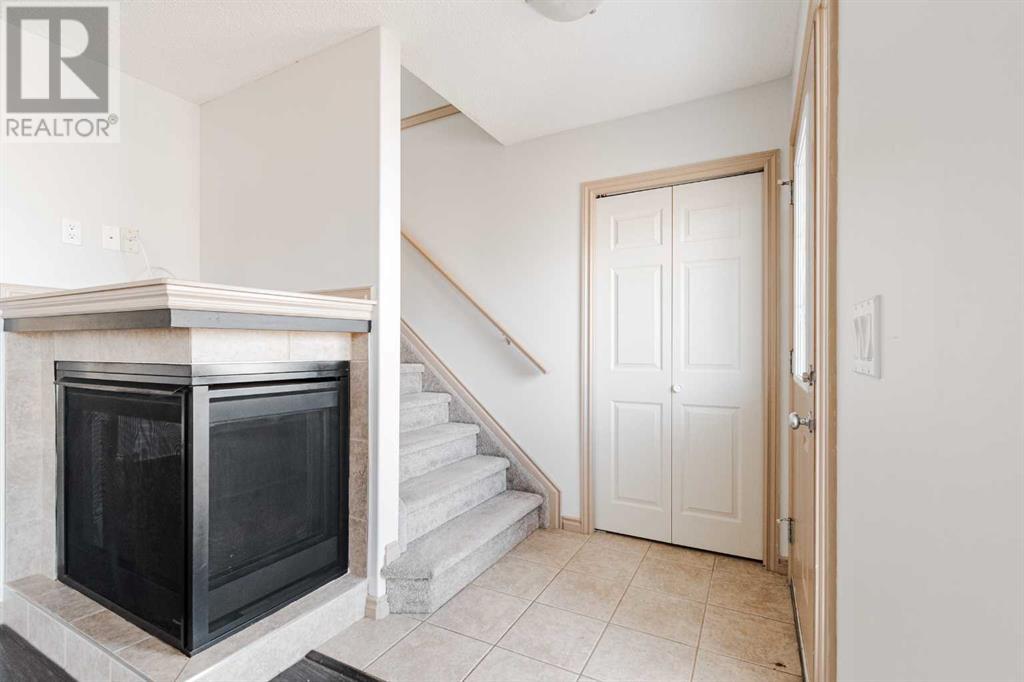 Property at 144 Grosbeak Way image 3