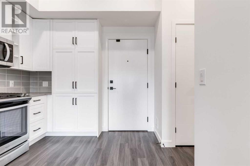 Property at 617, 4138 University Avenue NW image 5