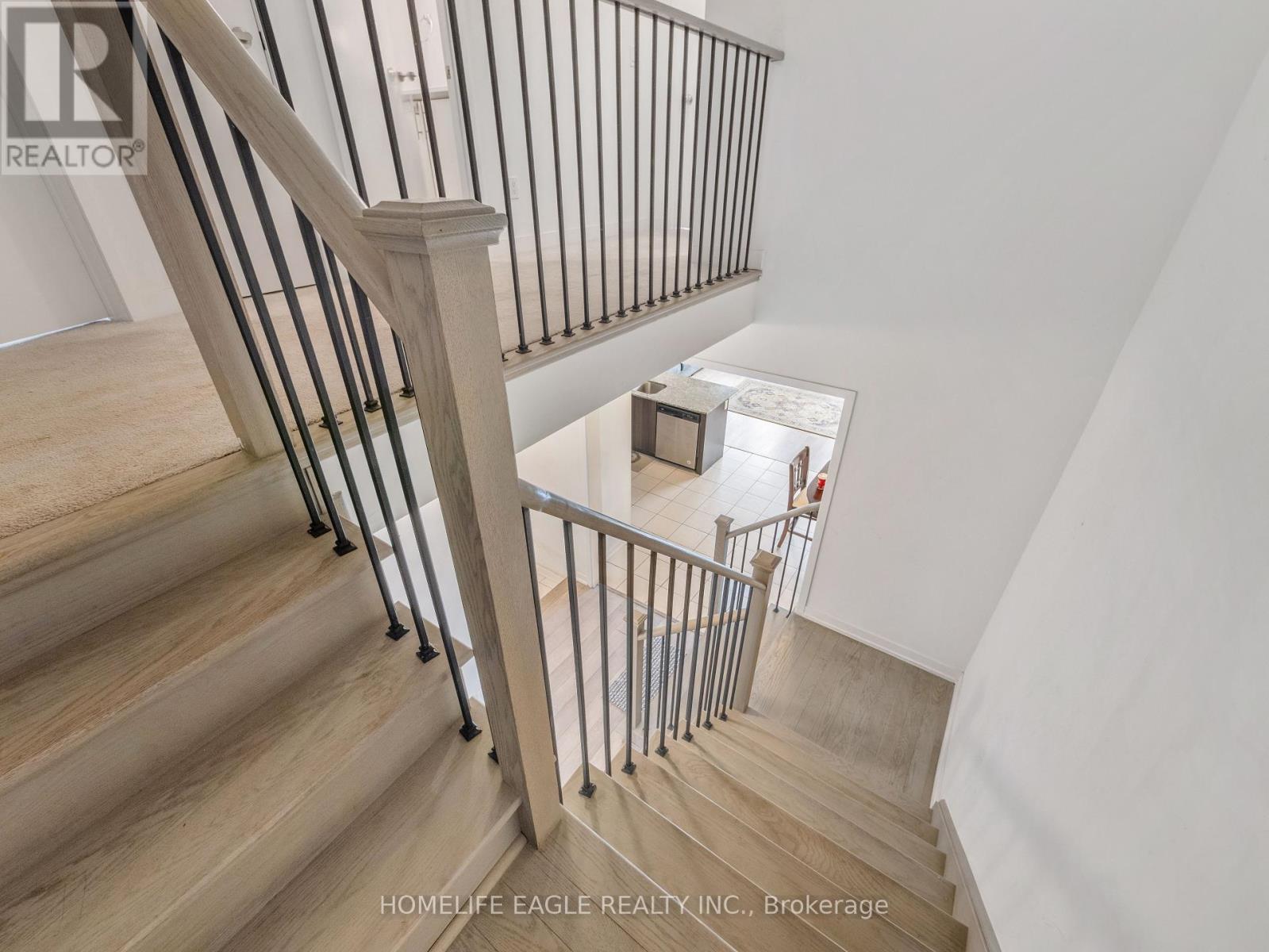 228 Bennett Street, Newmarket, Ontario  L3X 1B8 - Photo 14 - N12277513