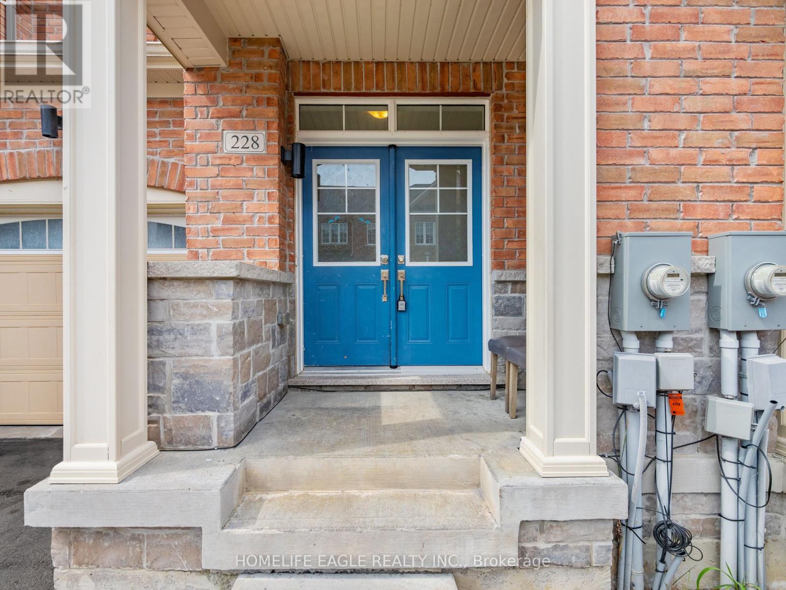 Property at 228 BENNETT STREET image 2