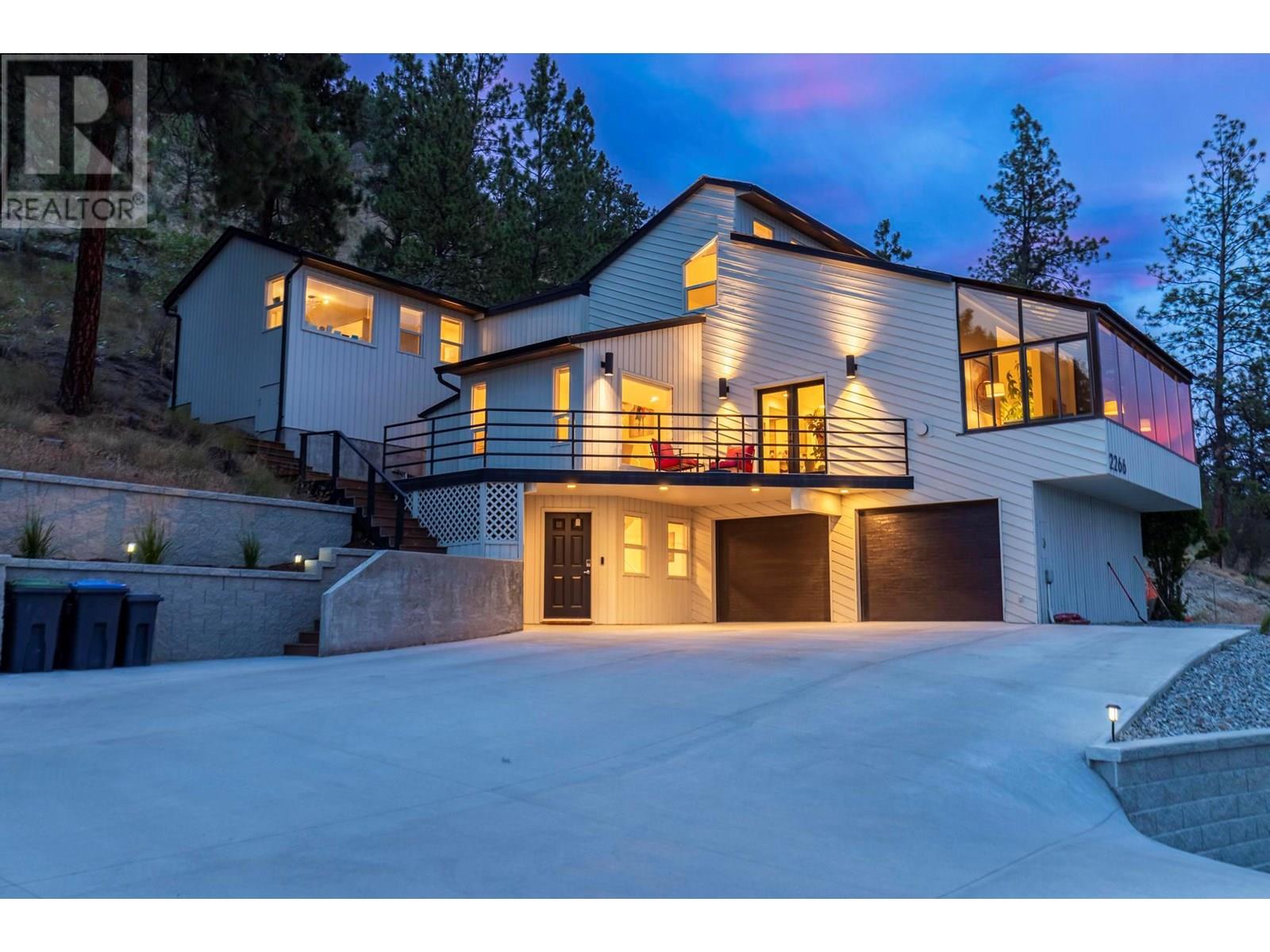 2266 Omineca Place, Kelowna, British Columbia