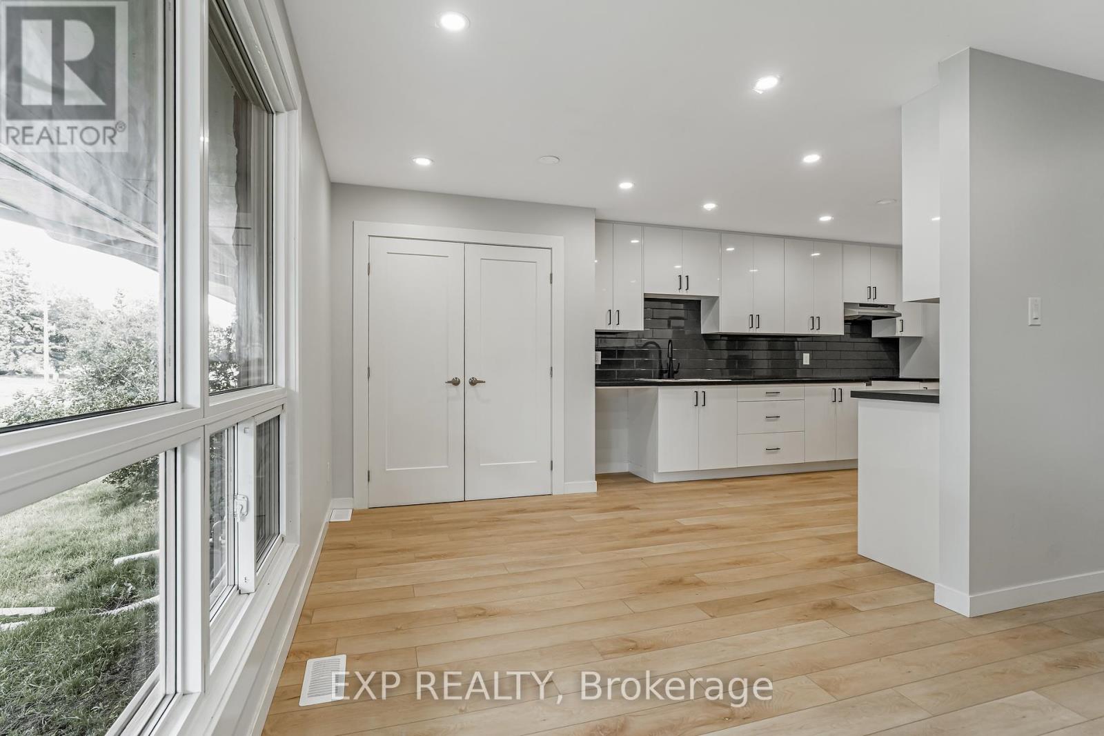 Property at 110 FIELDROW STREET image 4