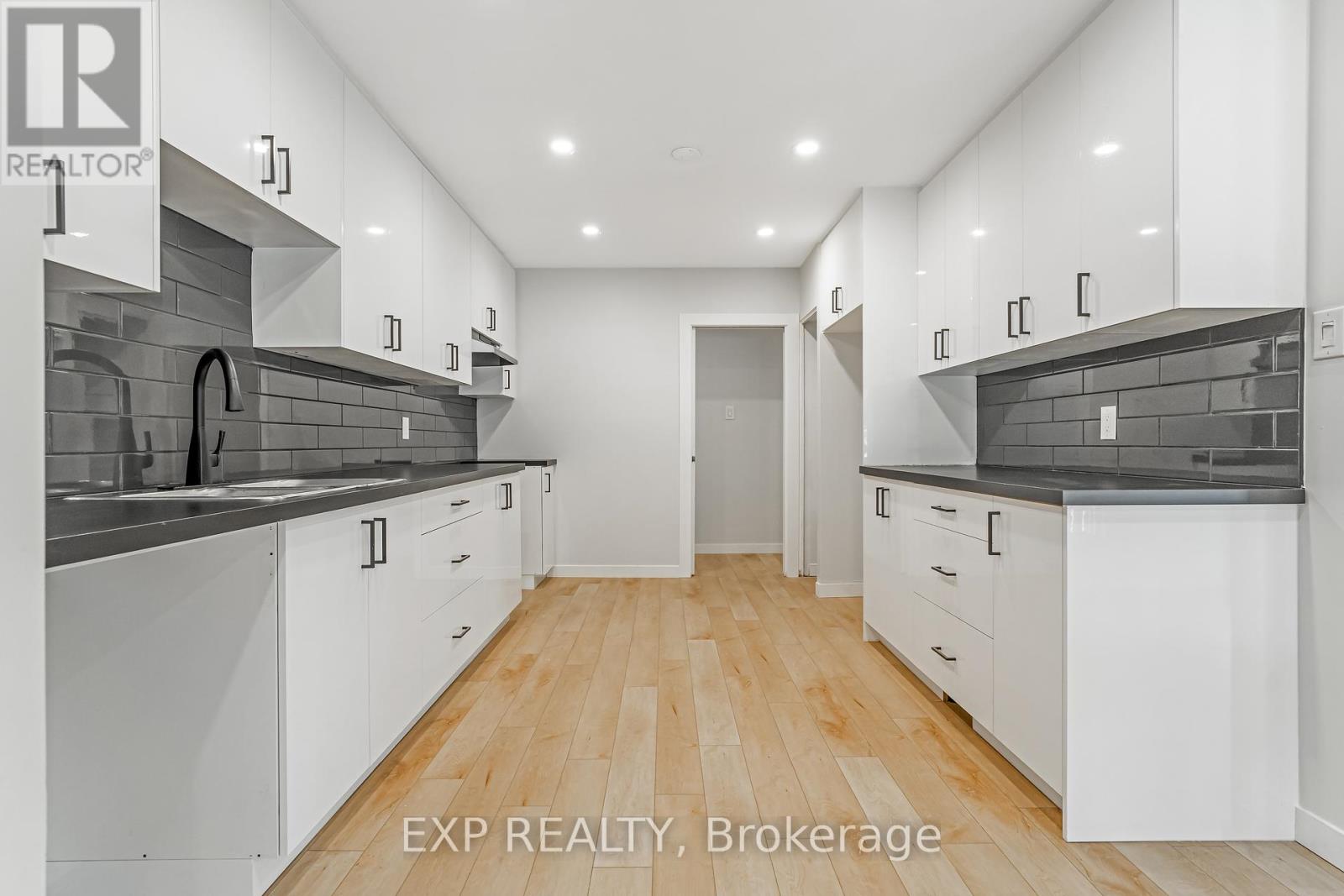 Property at 110 FIELDROW STREET image 5