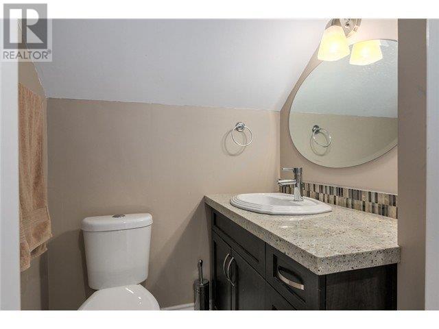 1942 E 49th Avenue, Vancouver, British Columbia  V5P 1T3 - Photo 18 - R3023834