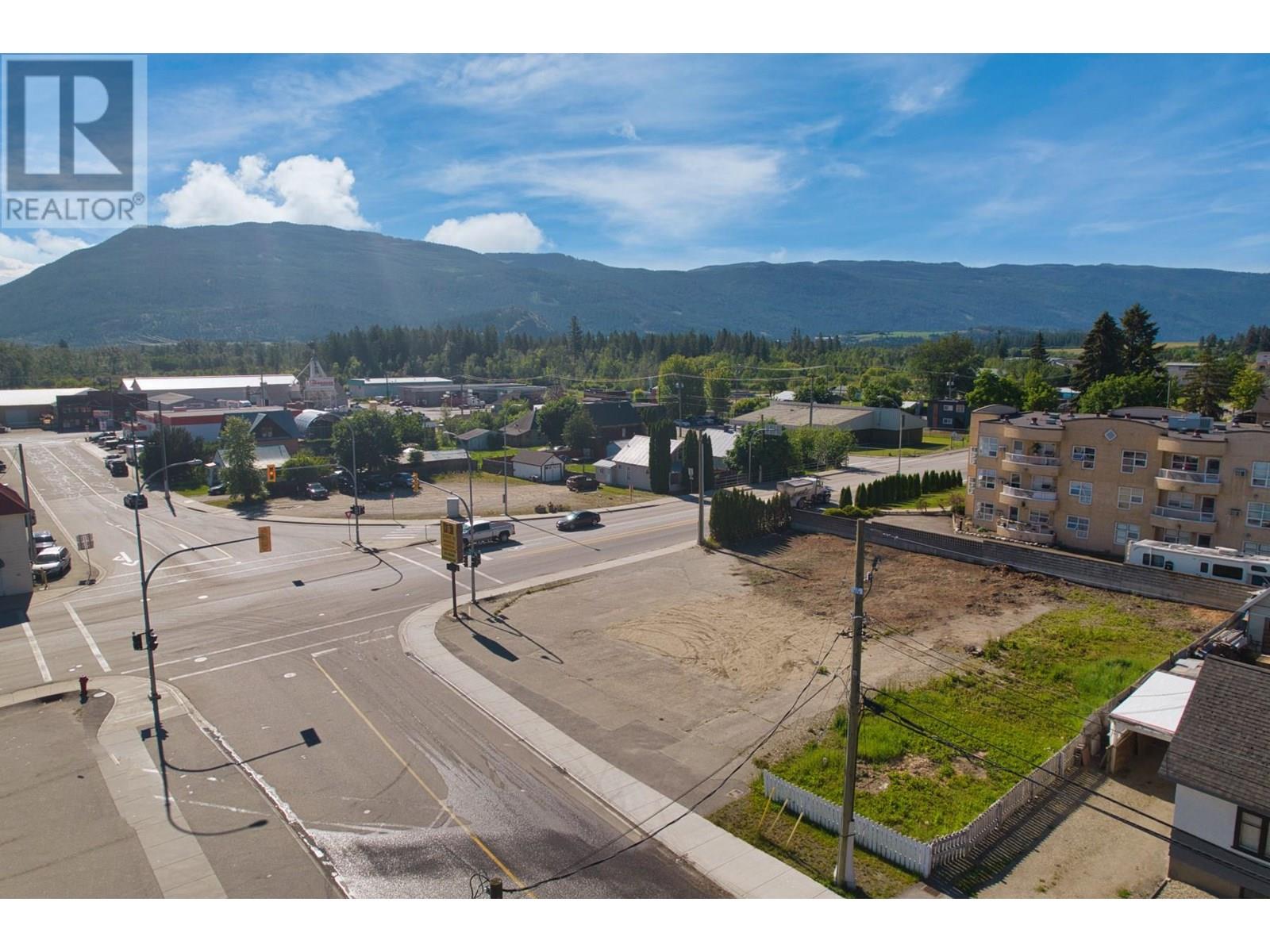 606 George Street, enderby, British Columbia