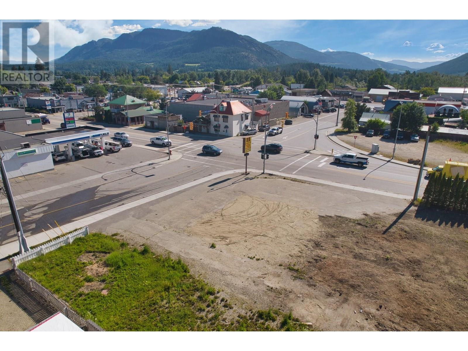 606 George Street, Enderby, British Columbia  V0E 1V1 - Photo 8 - 10355558