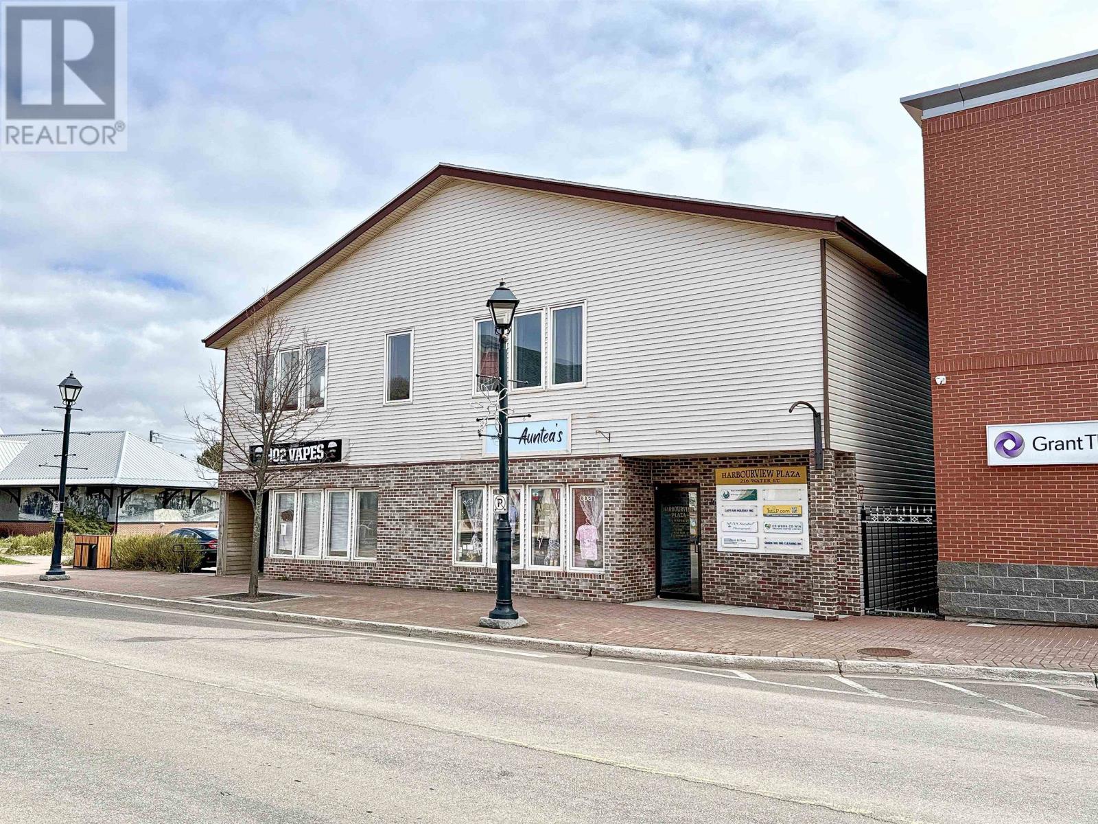 210-216 Water Street, Summerside, Prince Edward Island  C1N 1B3 - Photo 4 - 202517264
