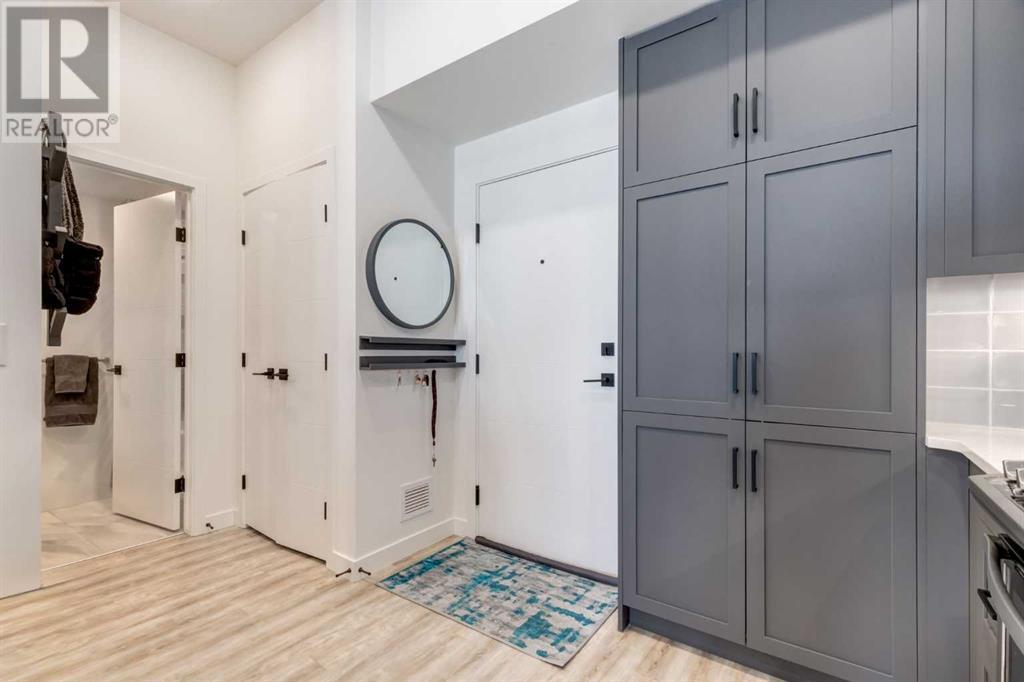 Property at 618, 4138 University Avenue NW image 3