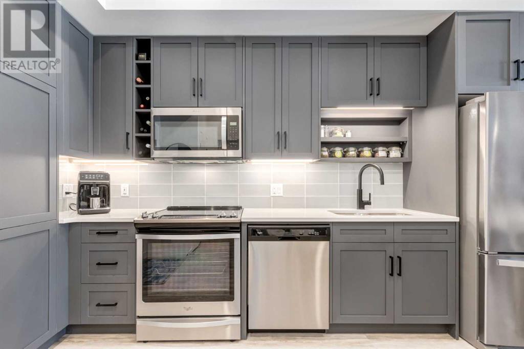Property at 618, 4138 University Avenue NW image 5