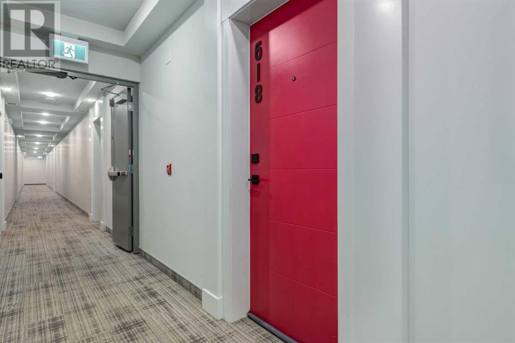 Property at 618, 4138 University Avenue NW image 2