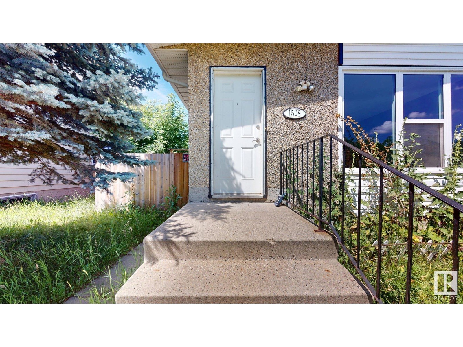 Property at 1508 62 ST NW image 1