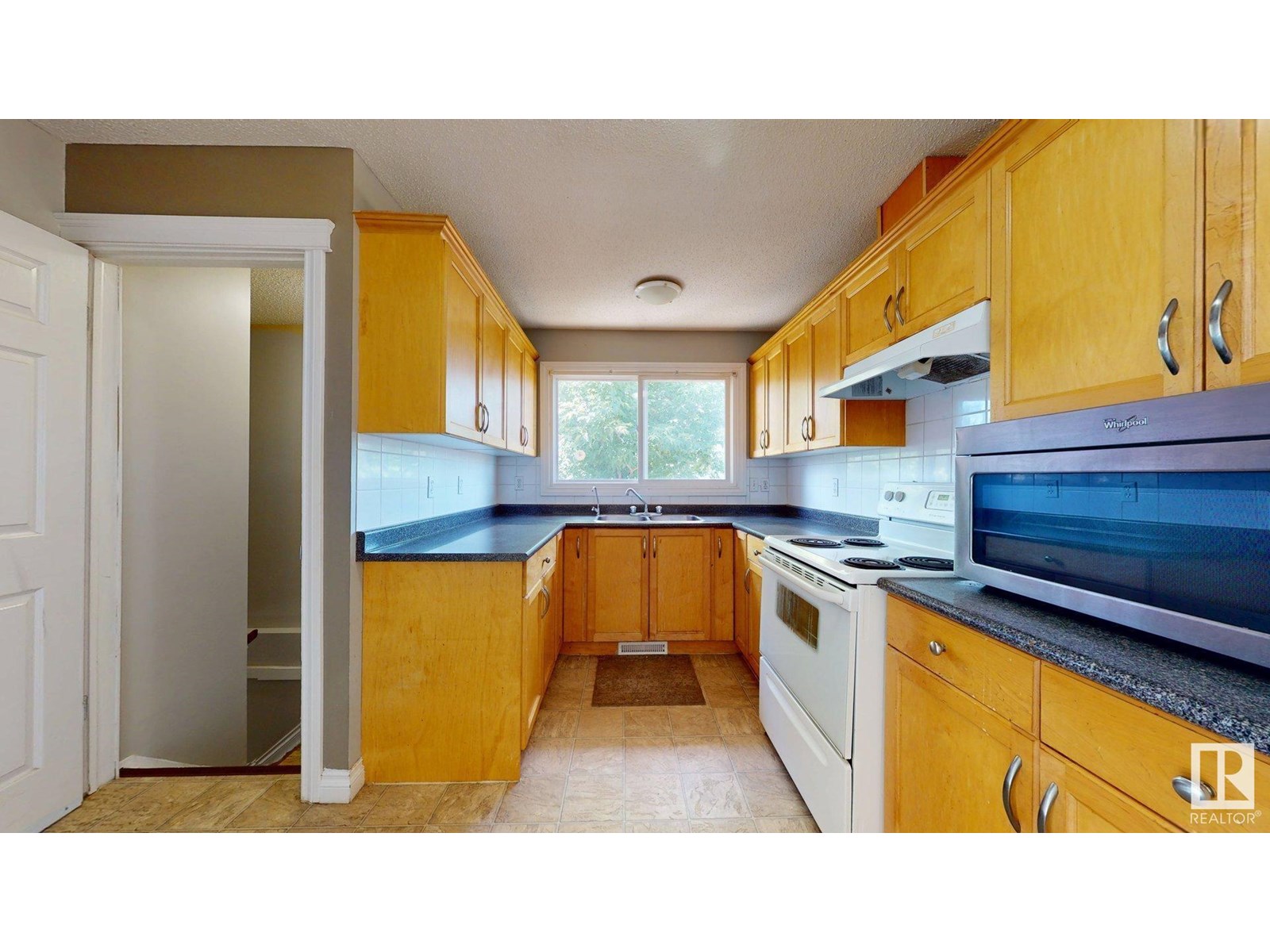 1508 62 St Nw, Edmonton, Alberta  T6L 1S8 - Photo 11 - E4447057