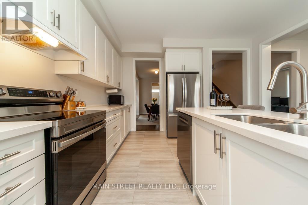 96 Big Canoe Drive, Georgina (Sutton & Jackson's Point), Ontario  L0E 1R0 - Photo 18 - N12277553
