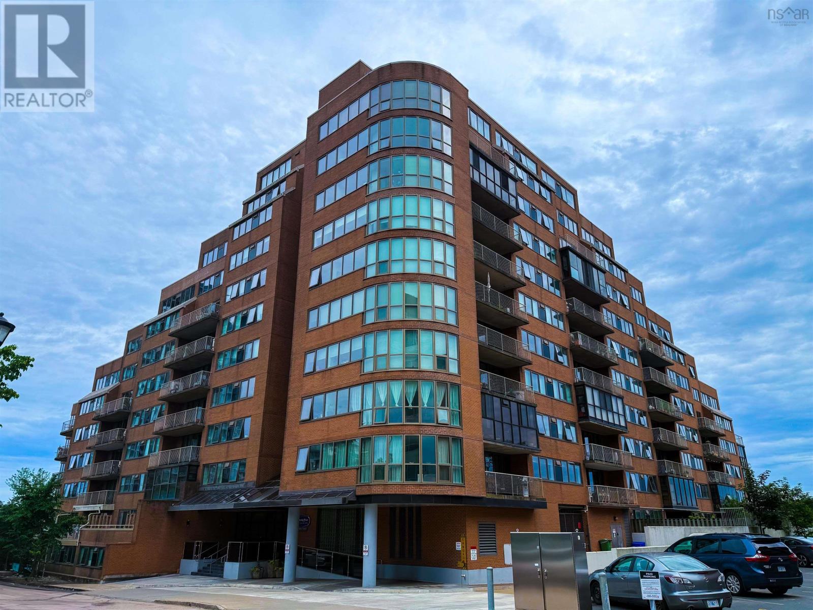 210 1 Prince Street, Dartmouth, Nova Scotia  B2Y 4L3 - Photo 3 - 202516933