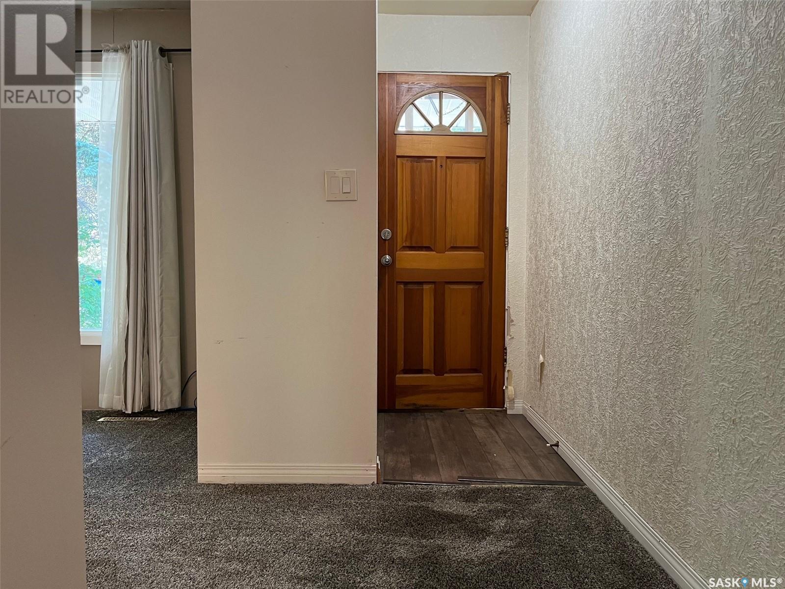 Property at 3267 Athol STREET image 4