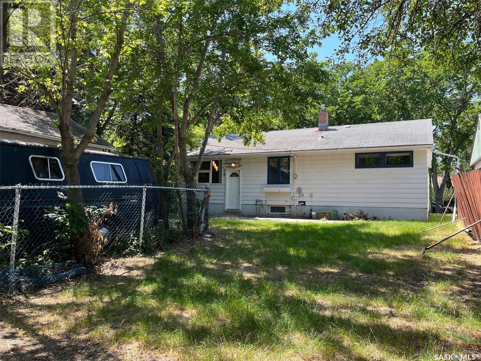 3267 Athol Street, Regina, Saskatchewan  S4S 1Z1 - Photo 43 - SK012315