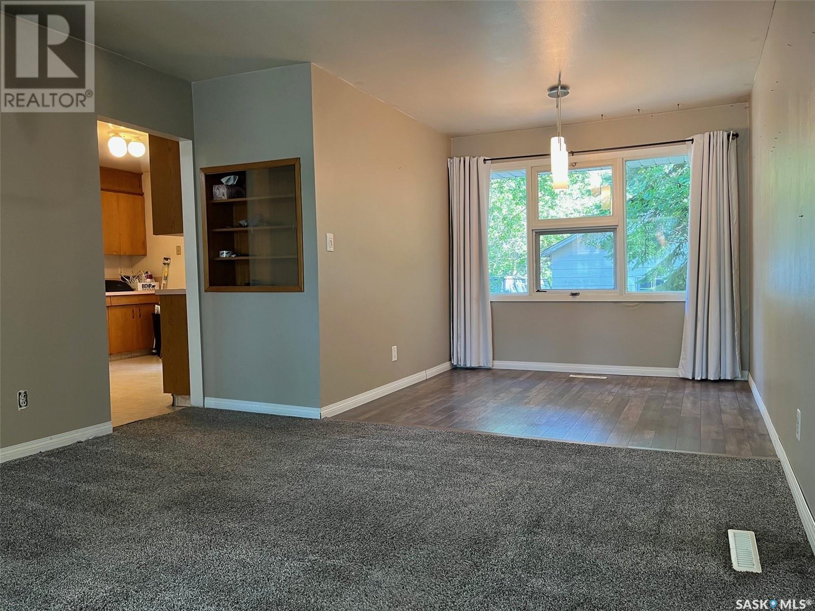 3267 Athol Street, Regina, Saskatchewan  S4S 1Z1 - Photo 7 - SK012315
