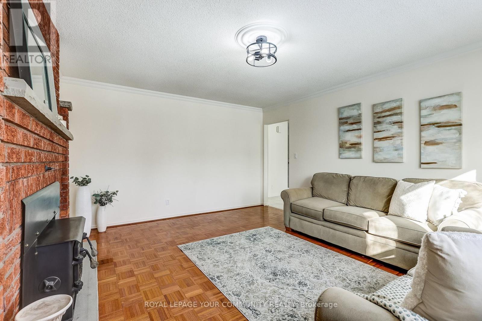 Property at 37 MACKAY DRIVE image 5