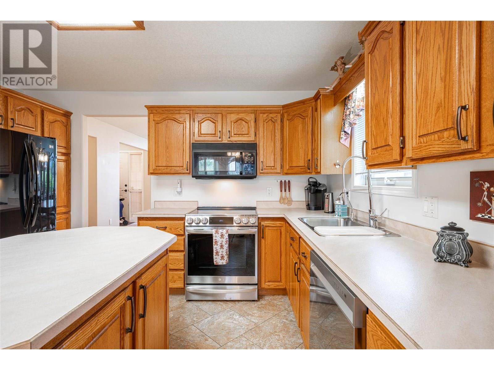 2595 Catherine Place Unit# 15, Armstrong, British Columbia  V0E 1B1 - Photo 8 - 10355250