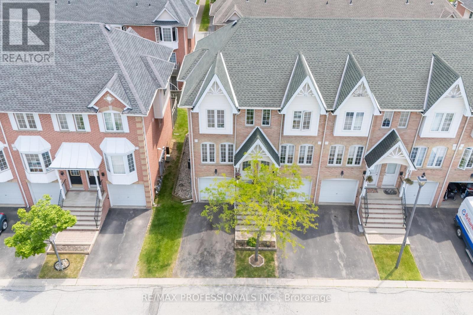 12 - 3480 Upper Middle Road, Burlington (Palmer), Ontario  L7M 4R8 - Photo 2 - W12277586