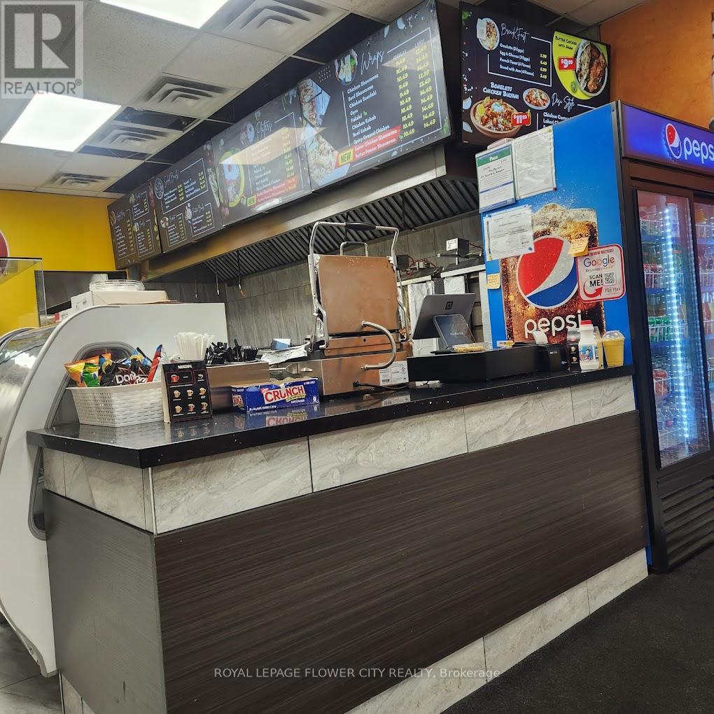 4 - 269 Queen Street, Brampton (Queen Street Corridor), Ontario  L6W 2C2 - Photo 2 - W12277639