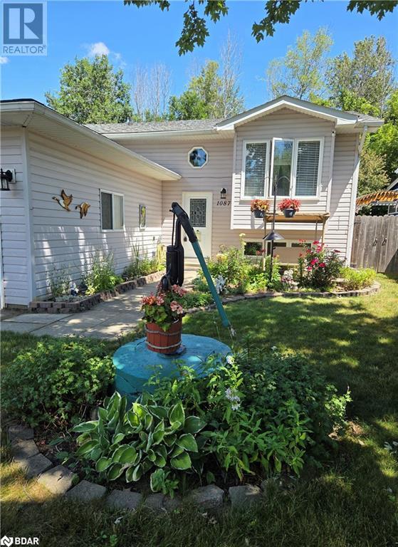 Property at 1087 ARNOLD Street image 2
