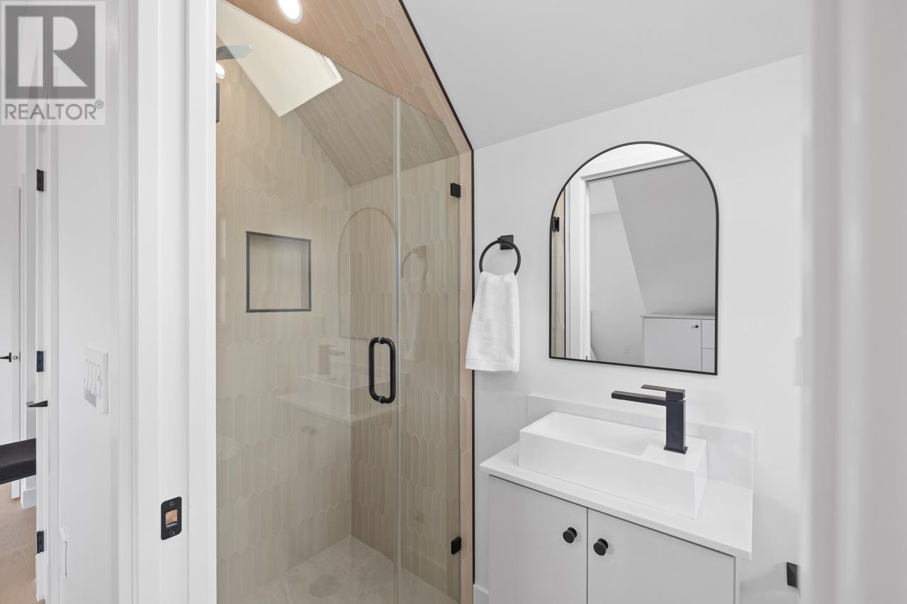 2 2247 Parker Street, Vancouver, British Columbia  V5L 2L8 - Photo 27 - R3025737