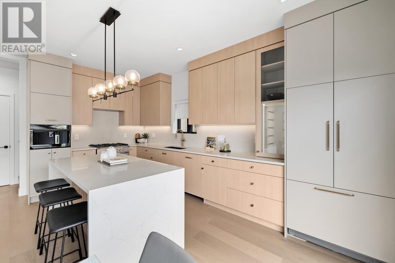 2 2247 Parker Street, Vancouver, British Columbia  V5L 2L8 - Photo 8 - R3025737
